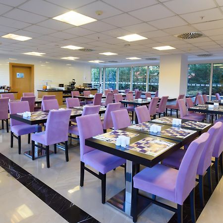 Holiday Inn Express Istanbul-Altunizade By Ihg Exteriör bild