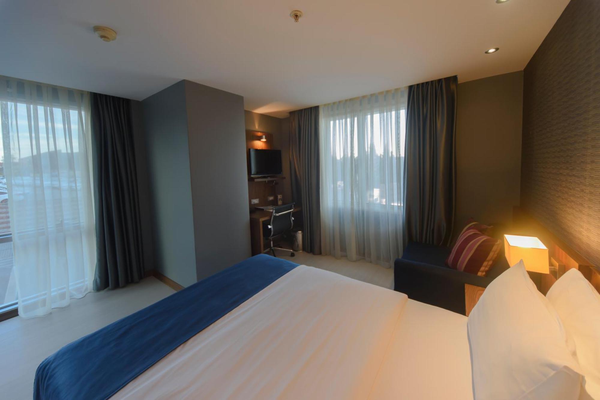 Holiday Inn Express Istanbul-Altunizade By Ihg Exteriör bild