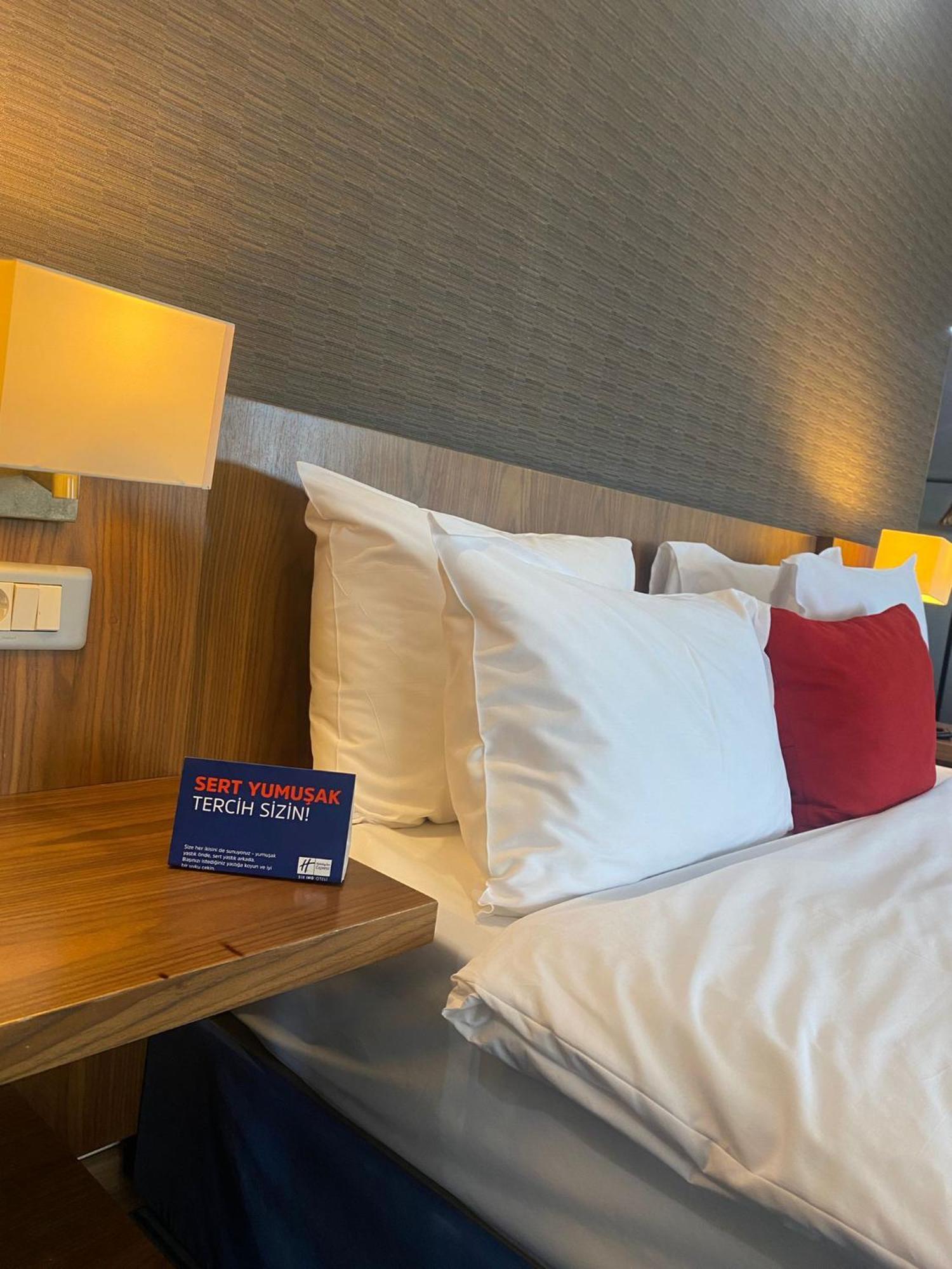 Holiday Inn Express Istanbul-Altunizade By Ihg Exteriör bild