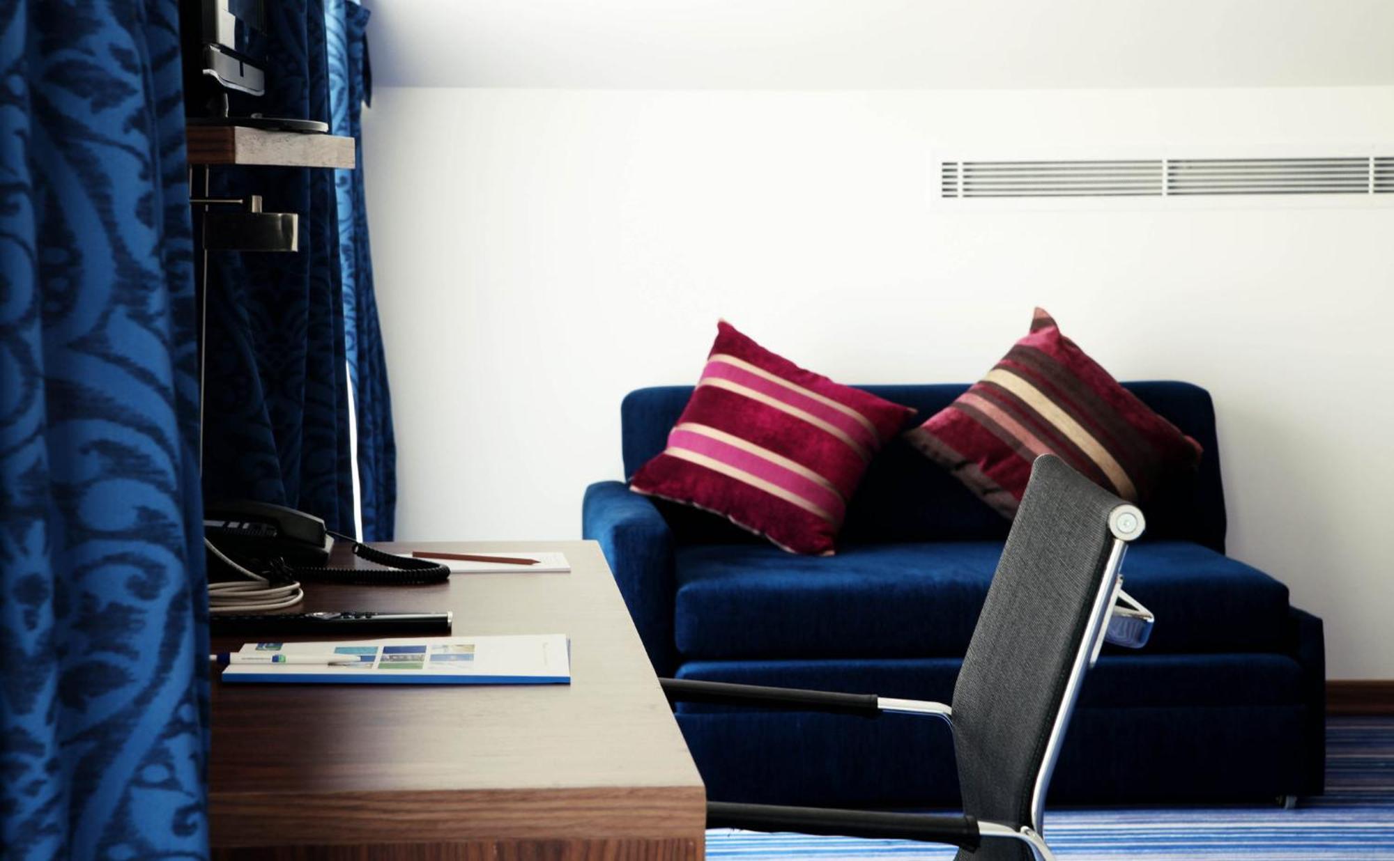 Holiday Inn Express Istanbul-Altunizade By Ihg Exteriör bild