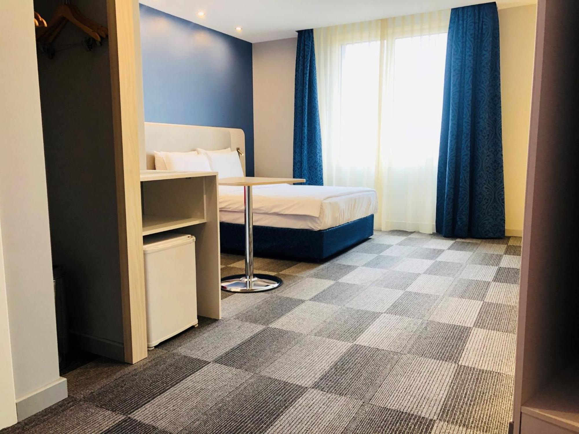 Holiday Inn Express Istanbul-Altunizade By Ihg Exteriör bild