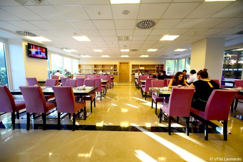 Holiday Inn Express Istanbul-Altunizade By Ihg Exteriör bild